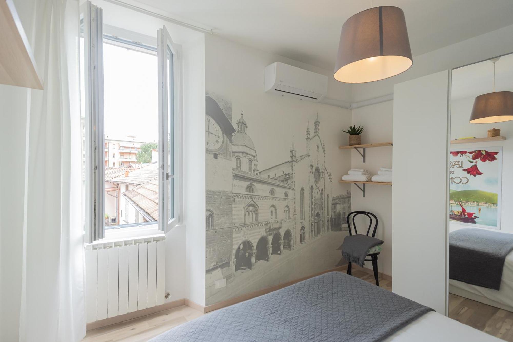 Old Court Hideaway By Rent All Como Eksteriør bilde